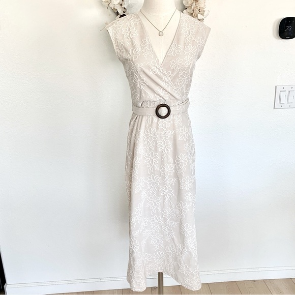 ☀️ ZARA Textured Floral Rustic Midi Dress with Belt in Ecru Beige Small S - Picture 6 of 16